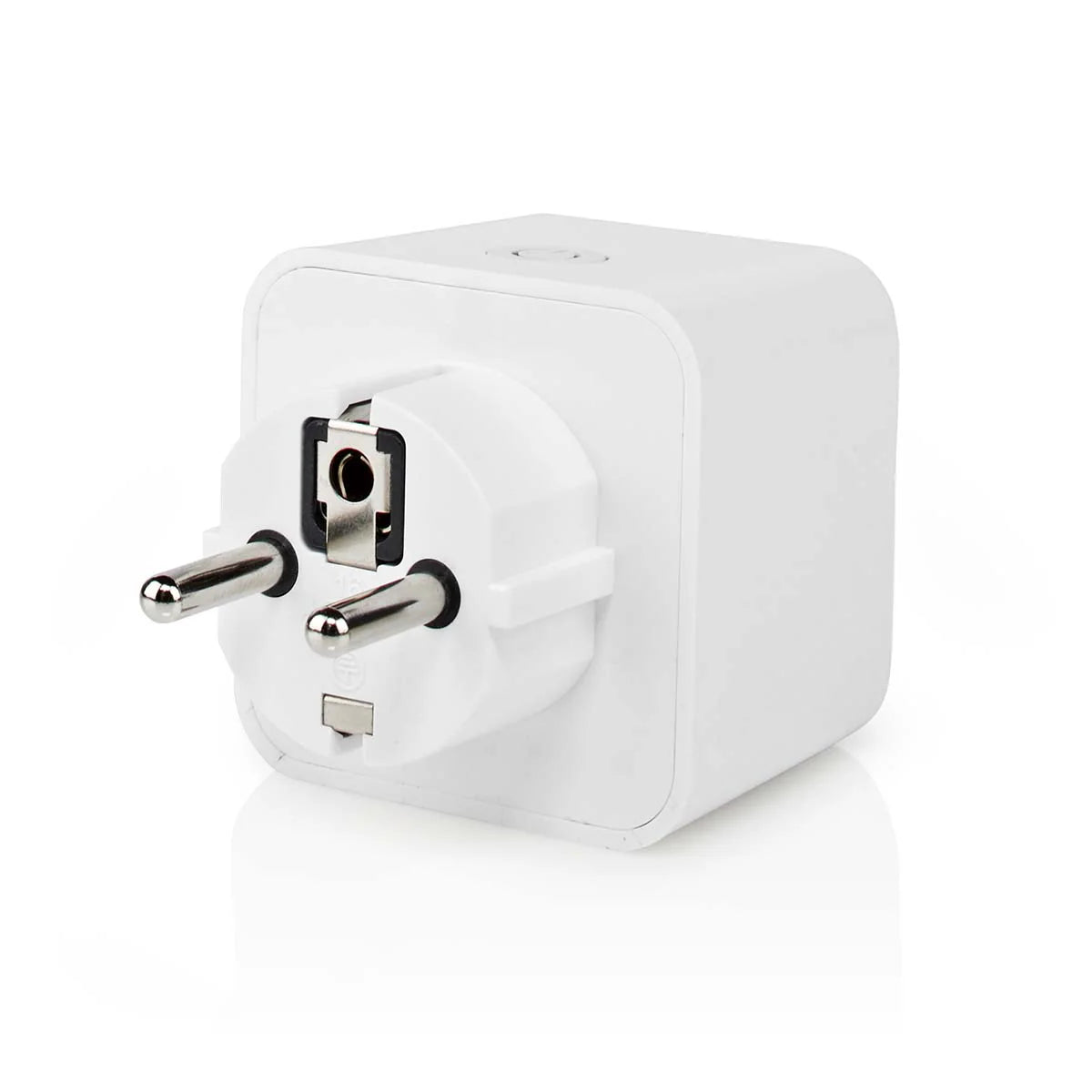 Close-up van de Nedis SmartLife Slimme Stekker, achterkantweergave met stekkerpinnen.
